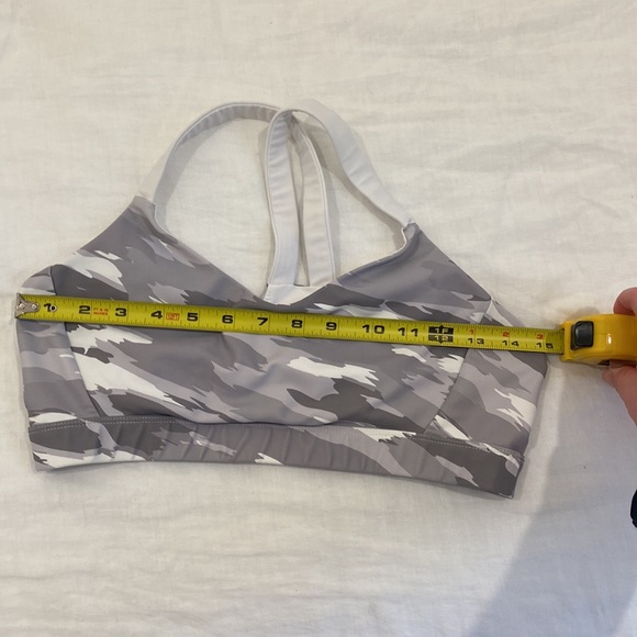 Soul by Soulcycle Brushed Camo Podium Bra size Large - Picture 4 of 7
